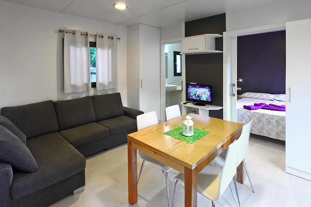 Campsite Camping Globo Barcelona Hotel Canet De Mar