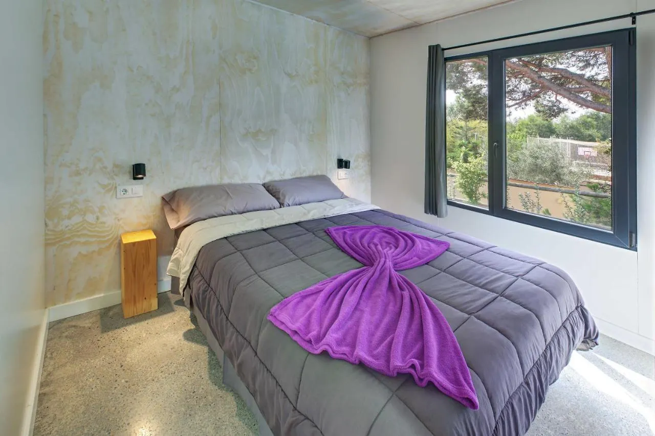 Camping Globo Barcelona Hotel Canet De Mar 4*,