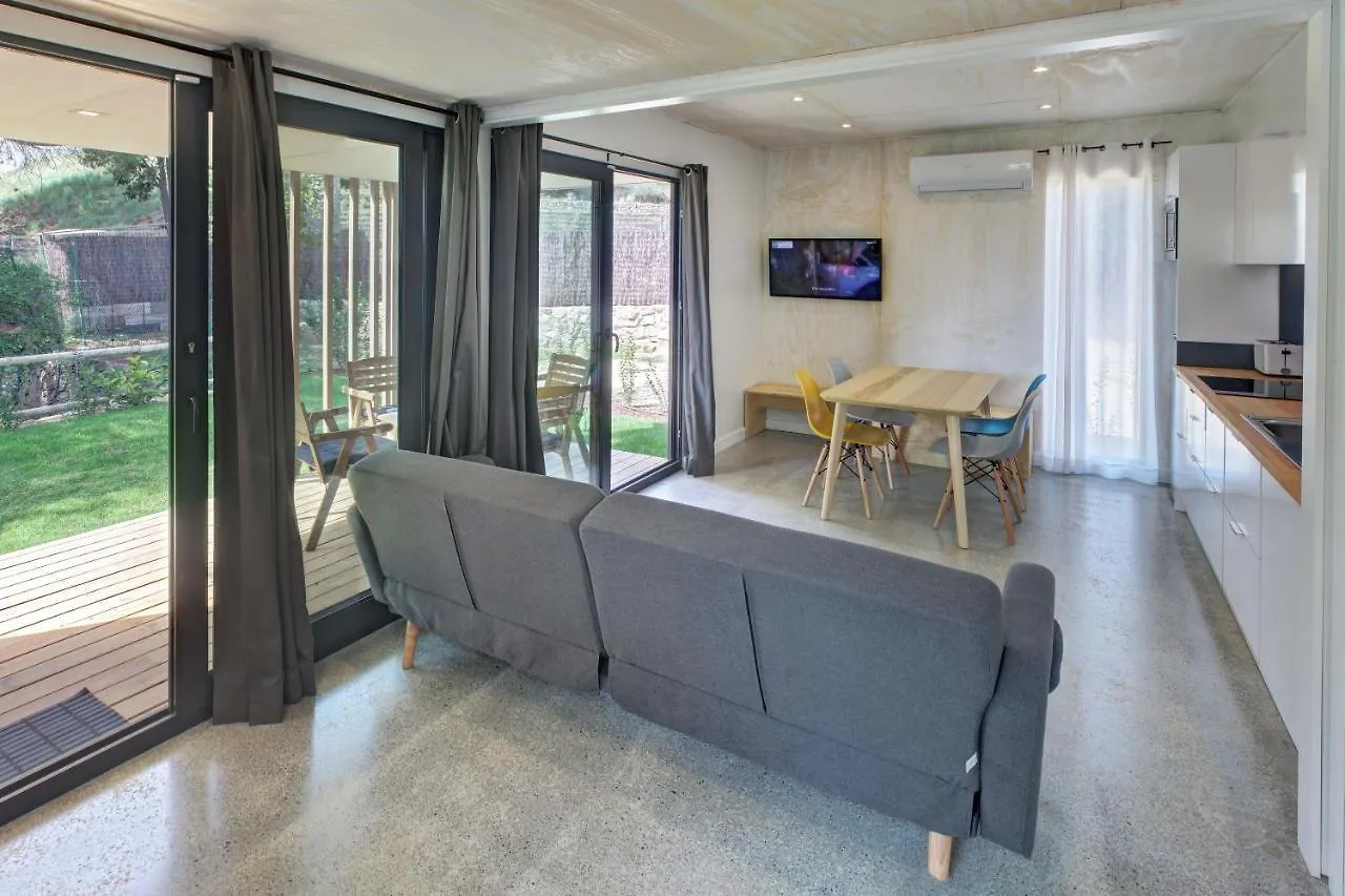 Camping Globo Barcelona Hotel Canet De Mar Campsite